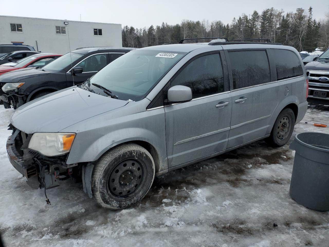 2014 Chrysler Town & Country - Image 1