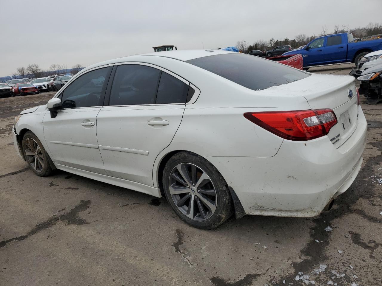 2015 Subaru Legacy - Image 2