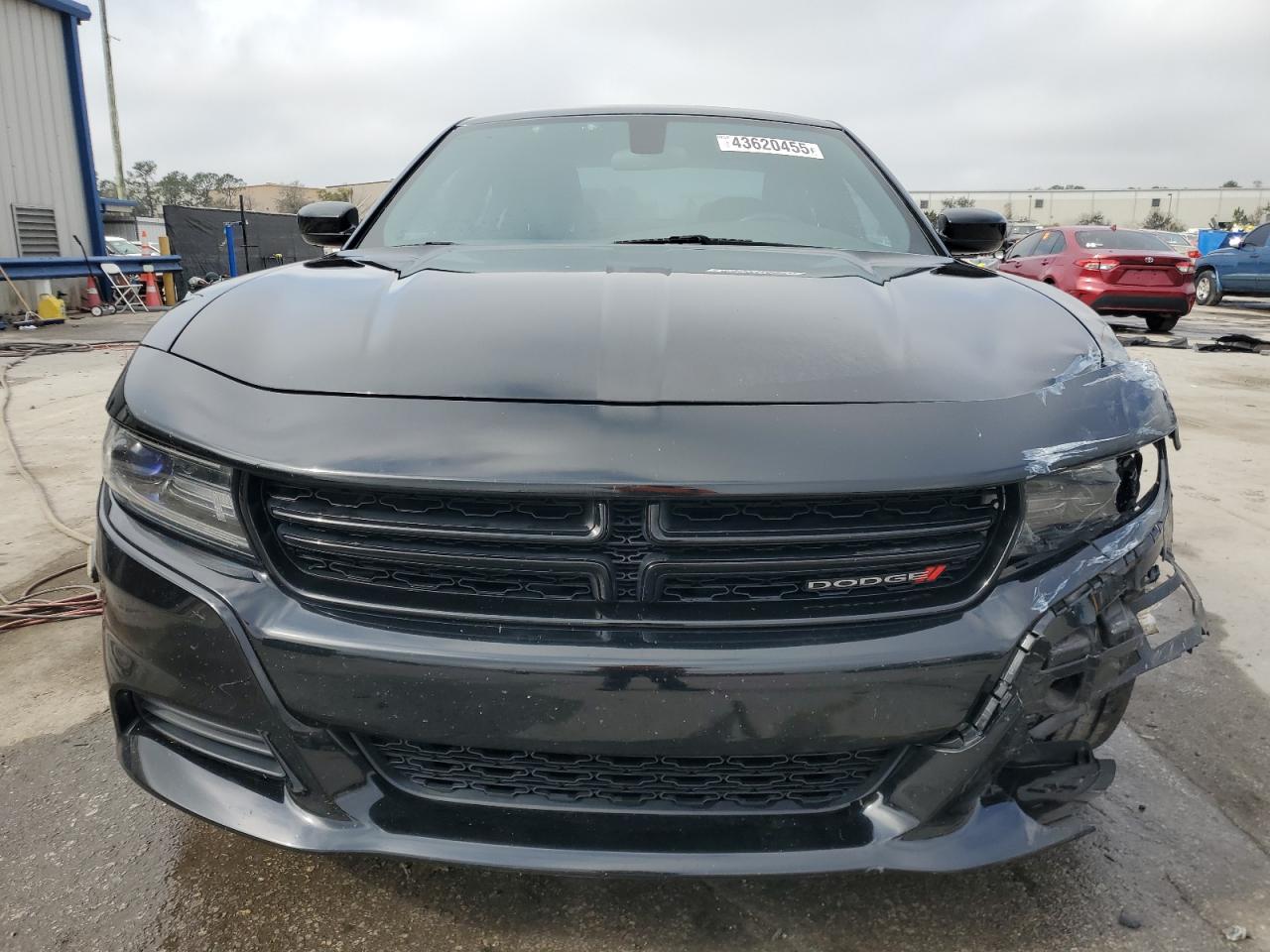 2018 Dodge Charger - Image 5