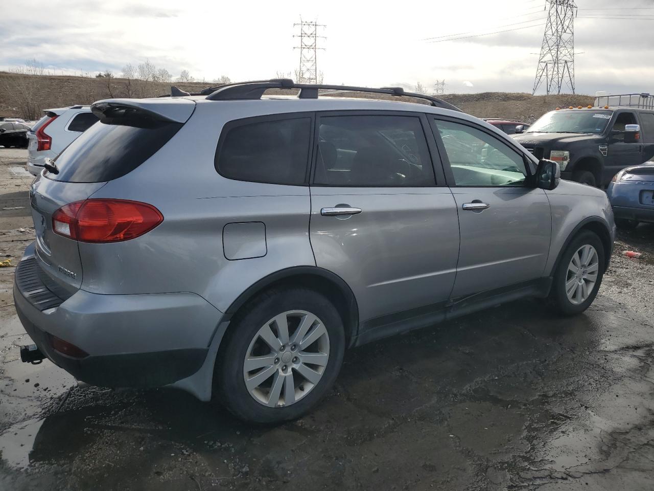 2011 Subaru Tribeca - Image 3