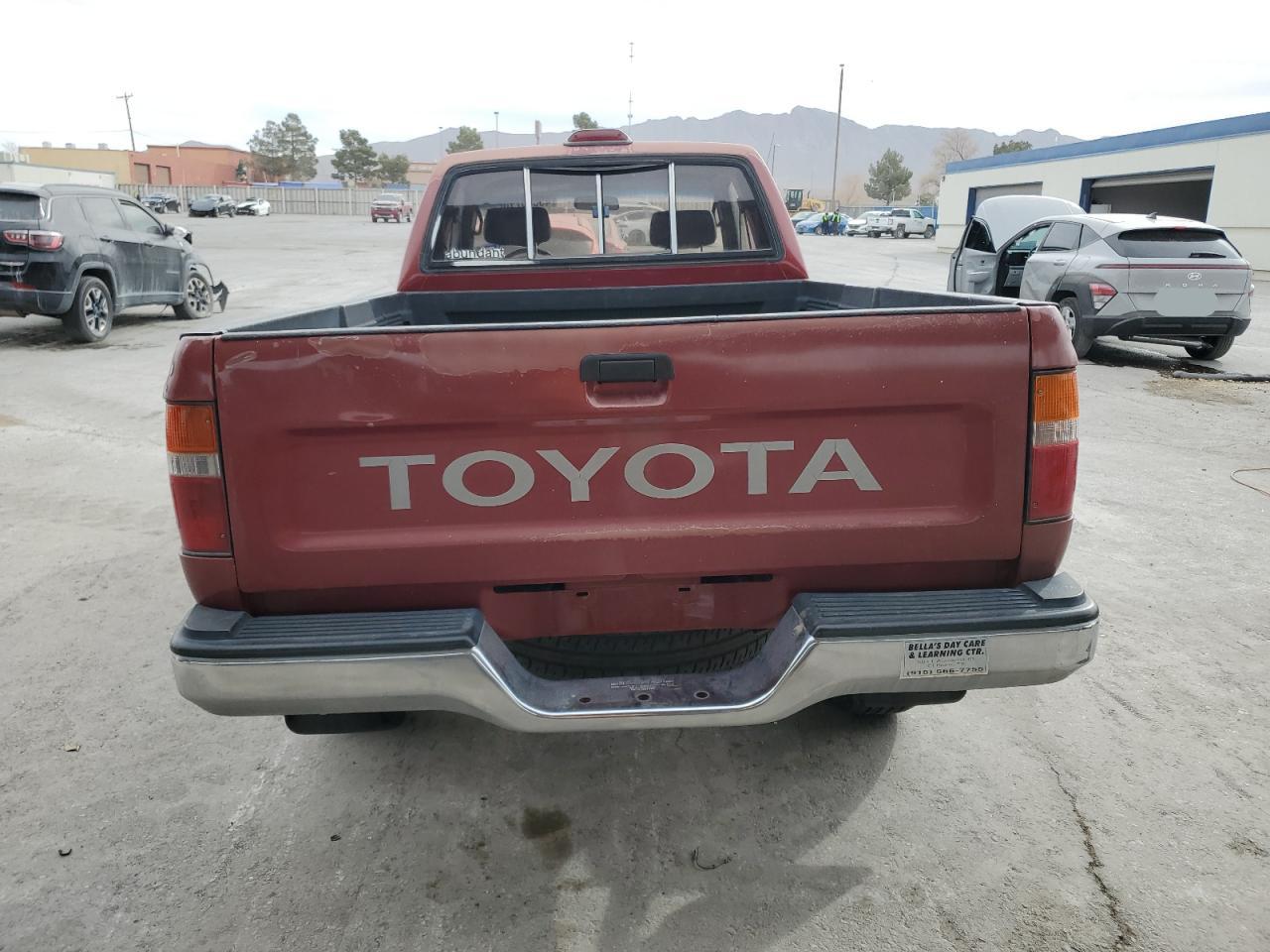 1994 Toyota Pickup - Image 6