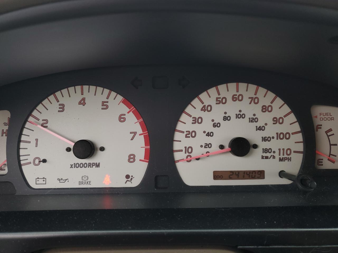 2002 Toyota Tacoma - Image 9