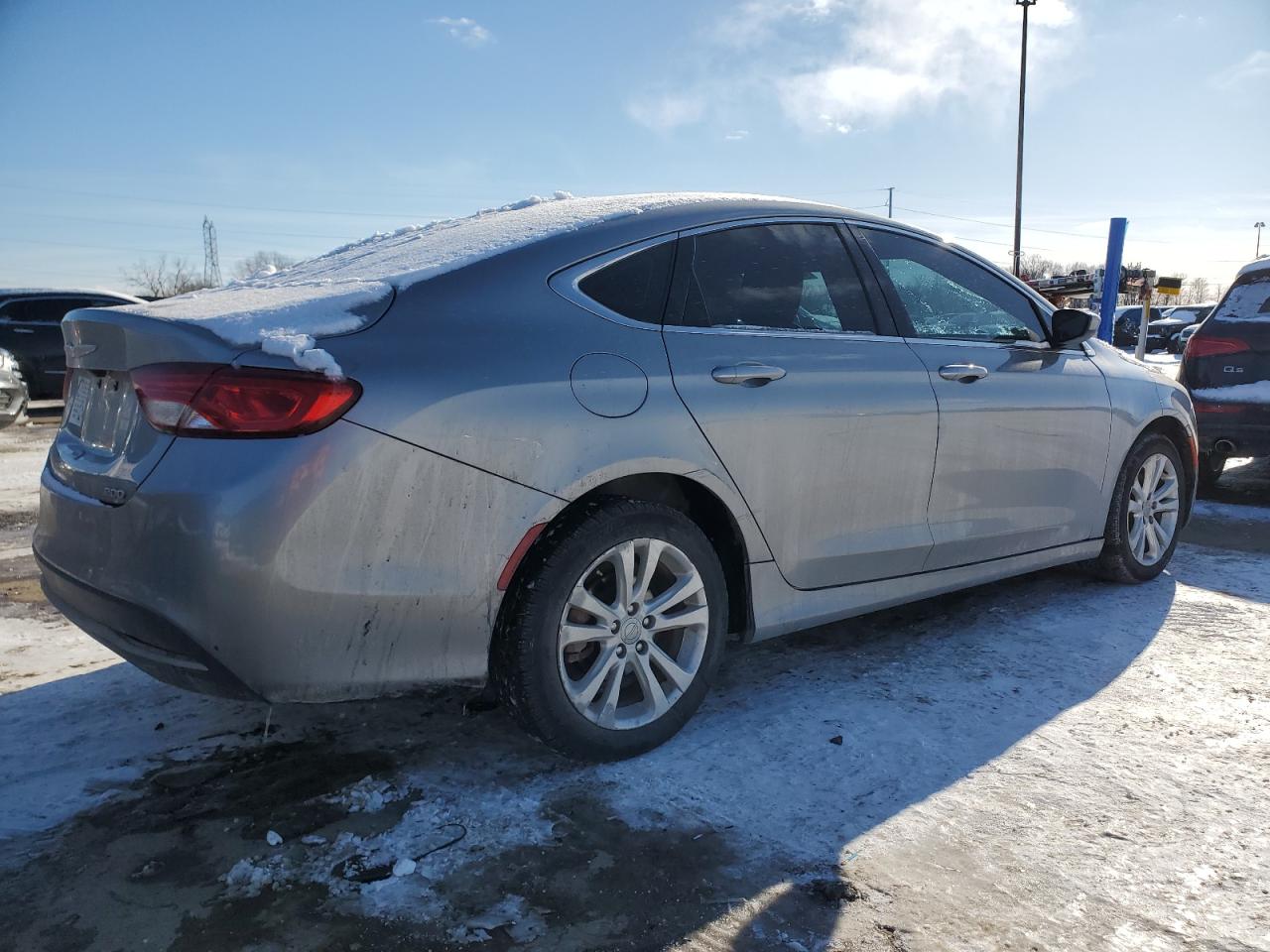 2015 Chrysler 200 - Image 3
