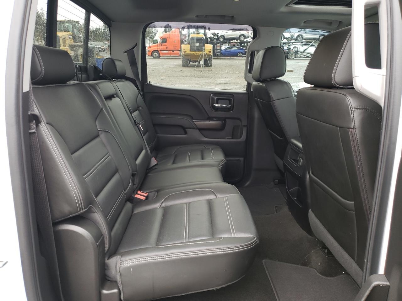 2018 GMC Sierra - Image 10