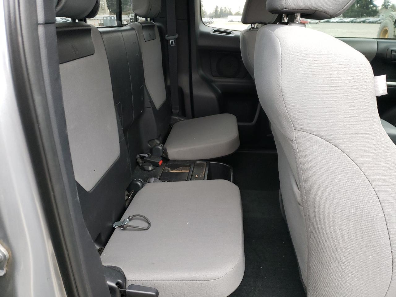 2016 Toyota Tacoma - Image 10