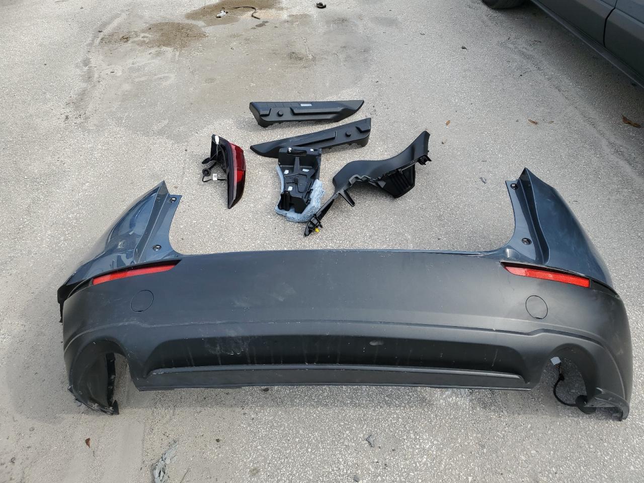 2023 Mazda CX-30 - Image 13