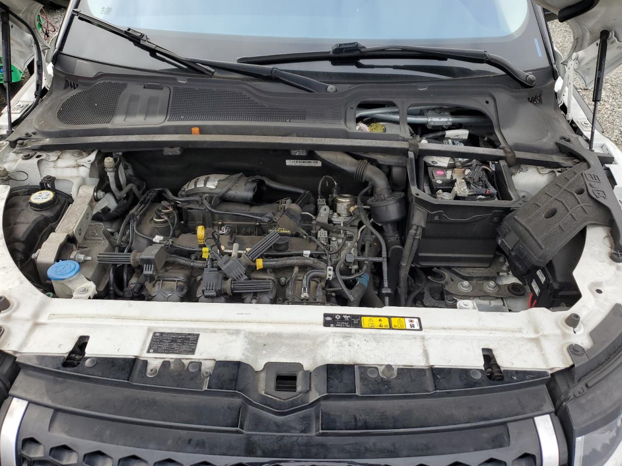 2016 Land Rover Range Rover - Image 12