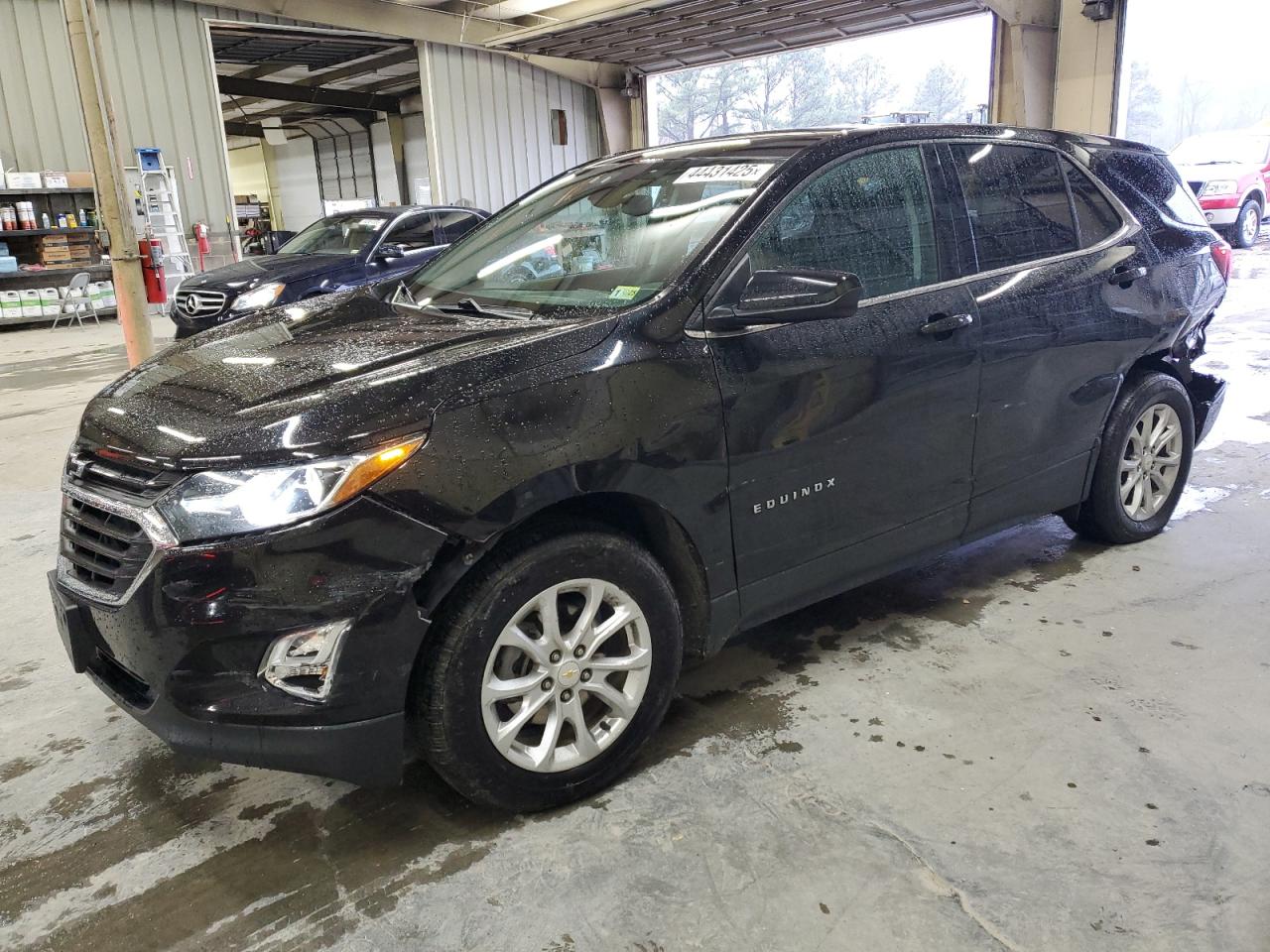 2020 Chevrolet Equinox - Image 1