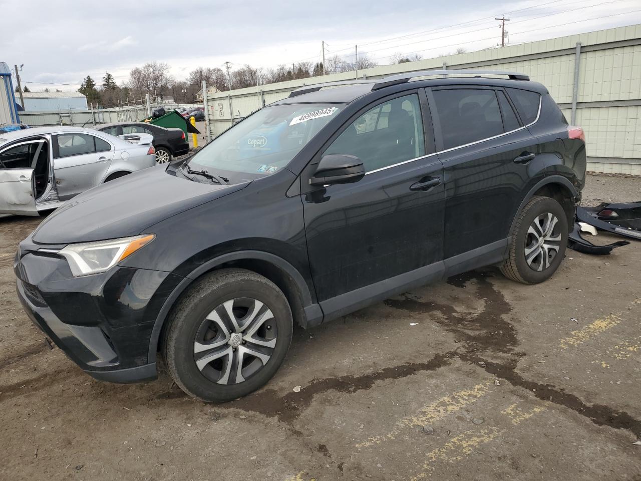 2017 Toyota RAV 4 - Image 1