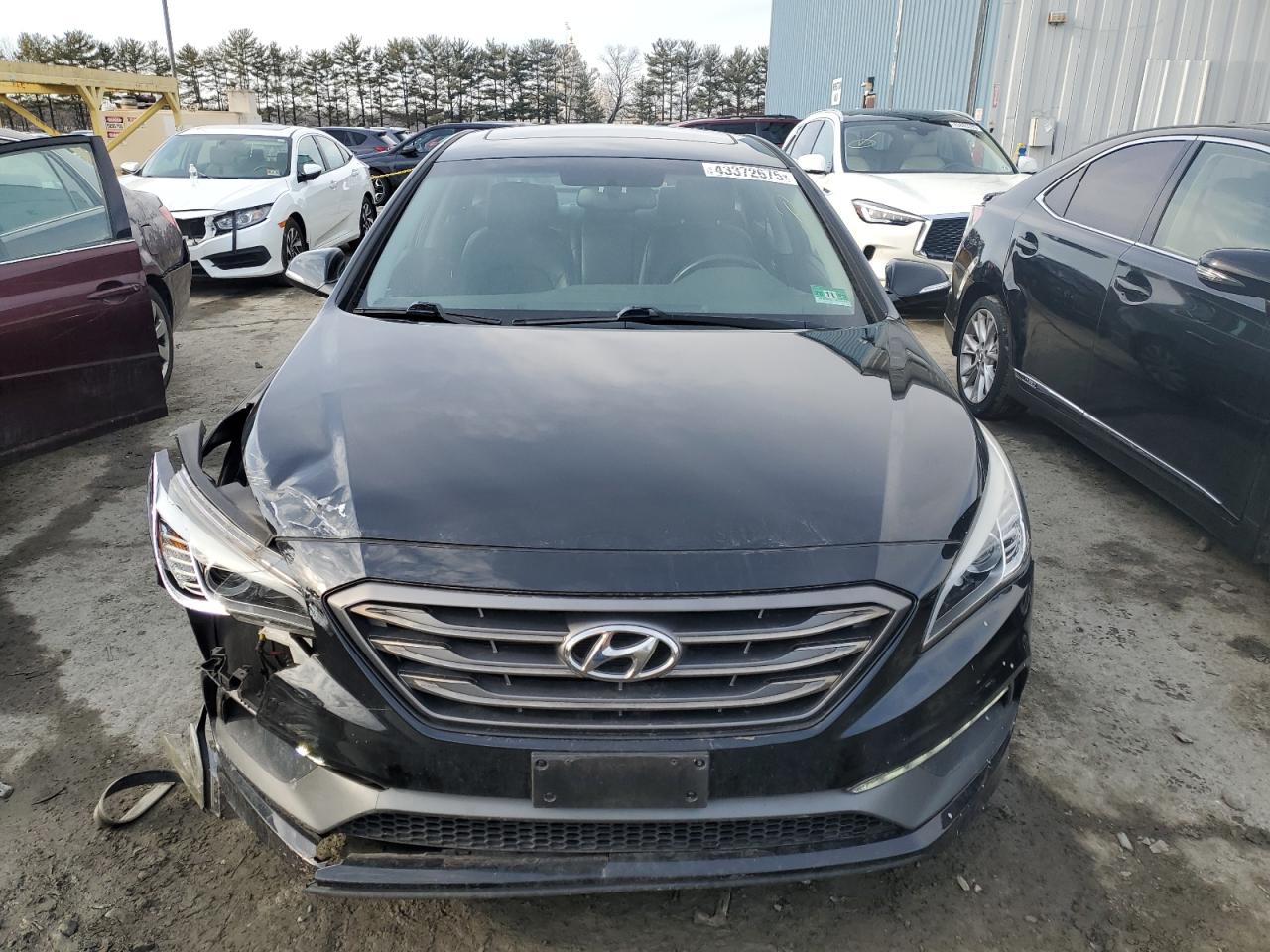 2017 Hyundai Sonata - Image 5