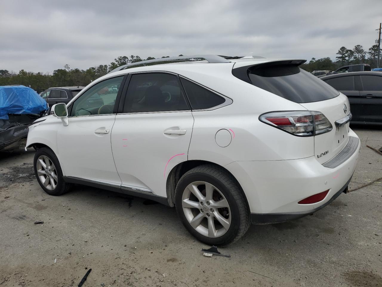 2010 Lexus RX - Image 2