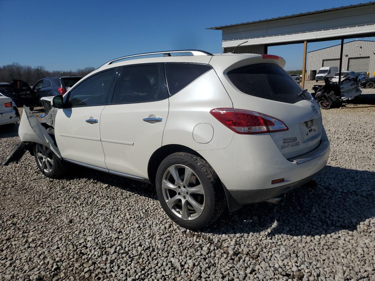 2014 Nissan Murano - Image 2