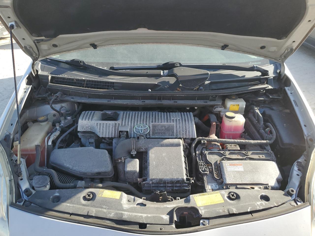 2010 Toyota Prius - Image 12
