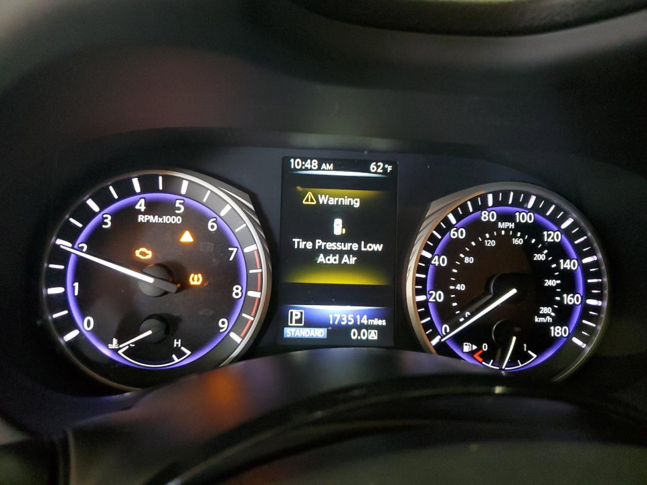2017 Infiniti Q50 - Image 9