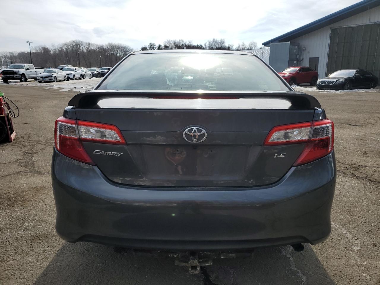 2012 Toyota Camry - Image 6