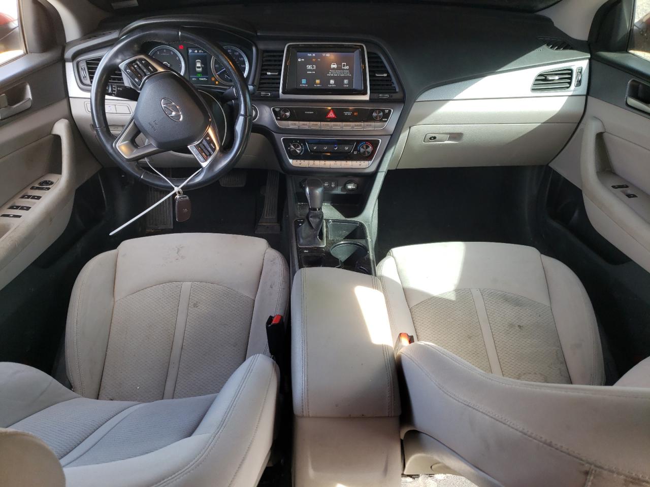 2018 Hyundai Sonata - Image 8