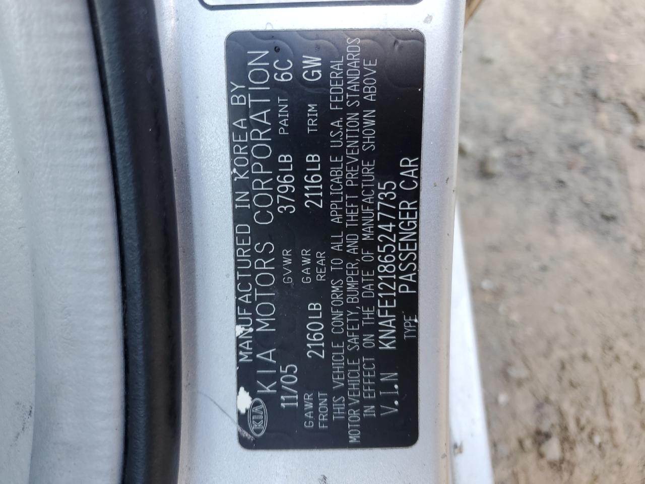 2006 Kia Spectra - Image 14