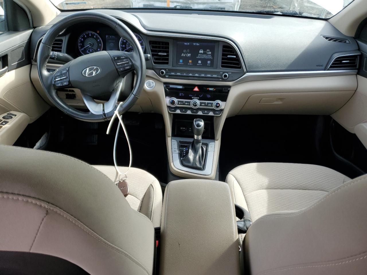 2020 Hyundai Elantra - Image 8