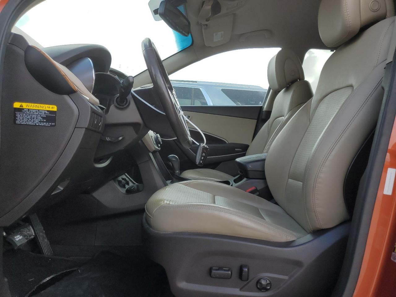 2016 Hyundai Santa Fe - Image 7