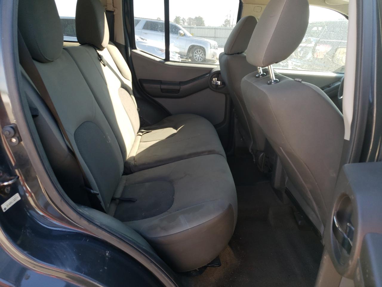 2014 Nissan XTerra - Image 10