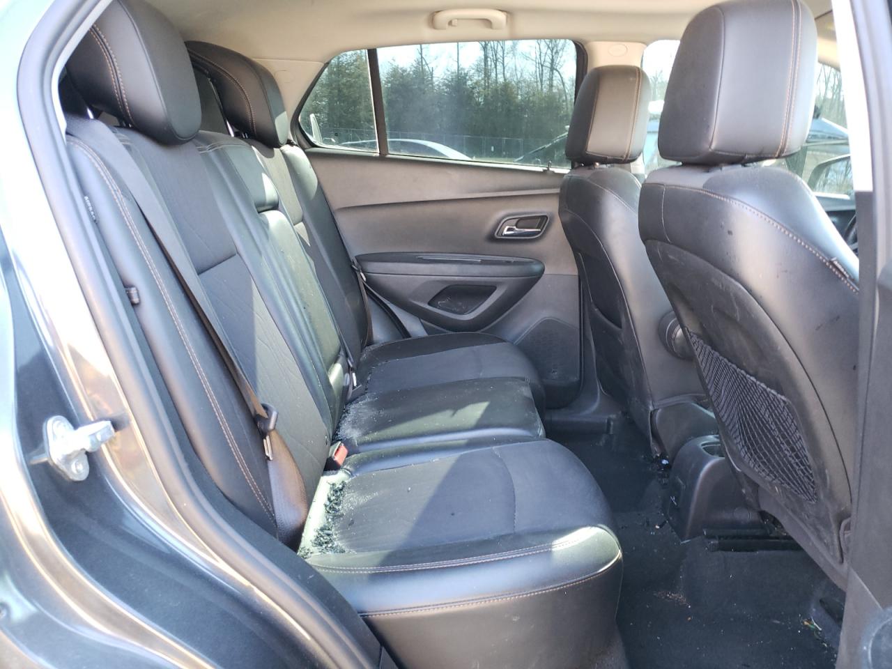 2019 Chevrolet Trax - Image 11