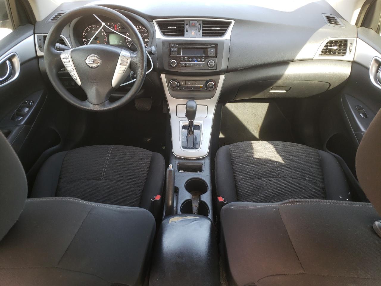 2015 Nissan Sentra - Image 8