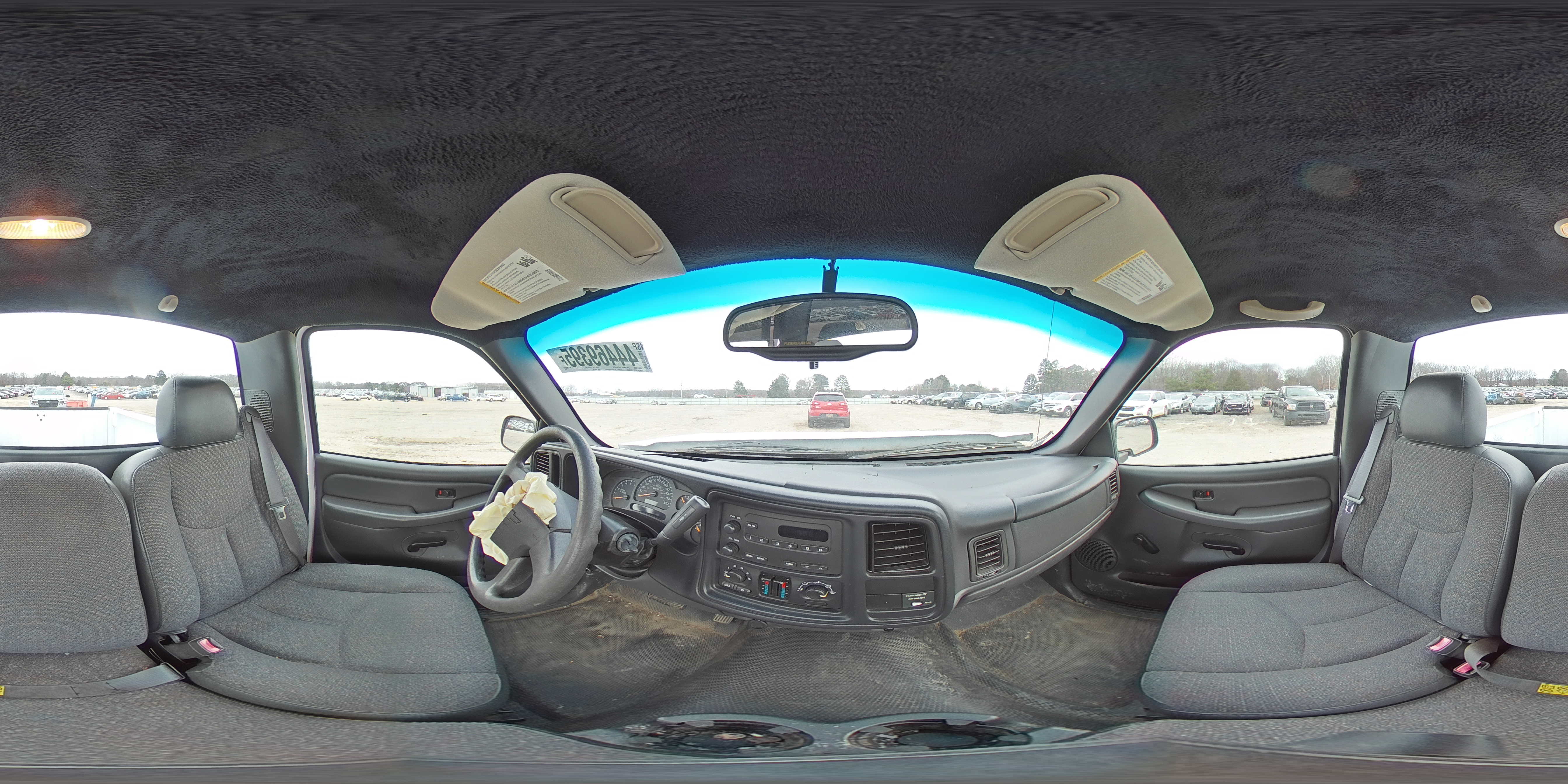 2004 Chevrolet Silverado - Image 13