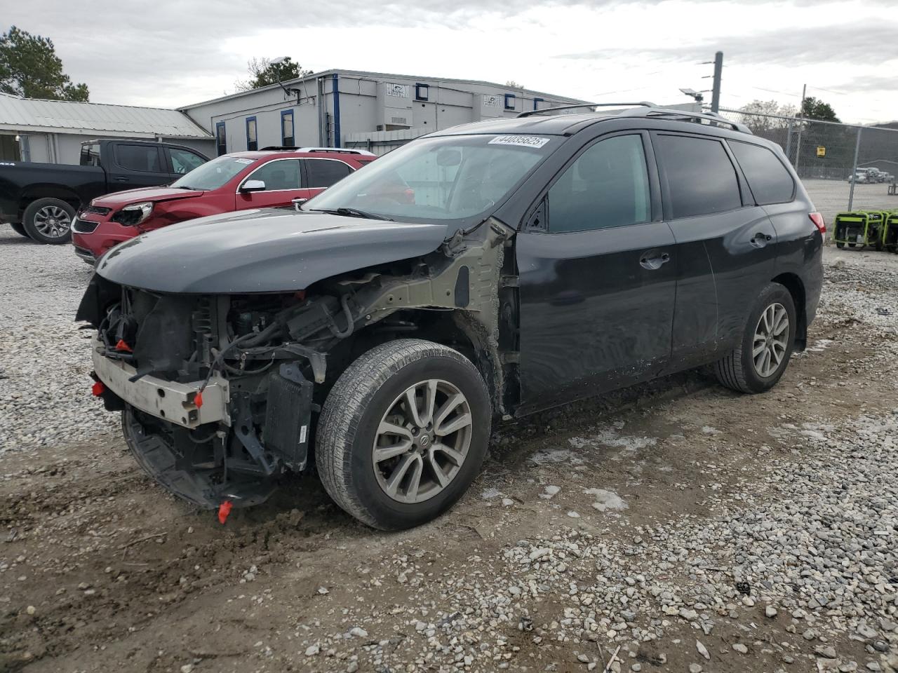 2015 Nissan Pathfinder - Image 1