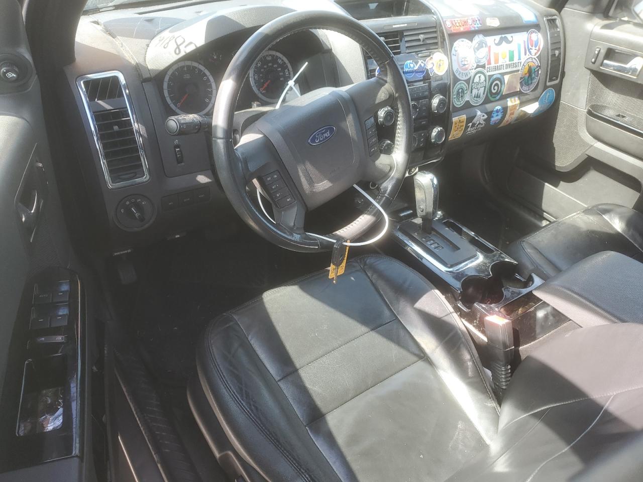 2010 Ford Escape - Image 8