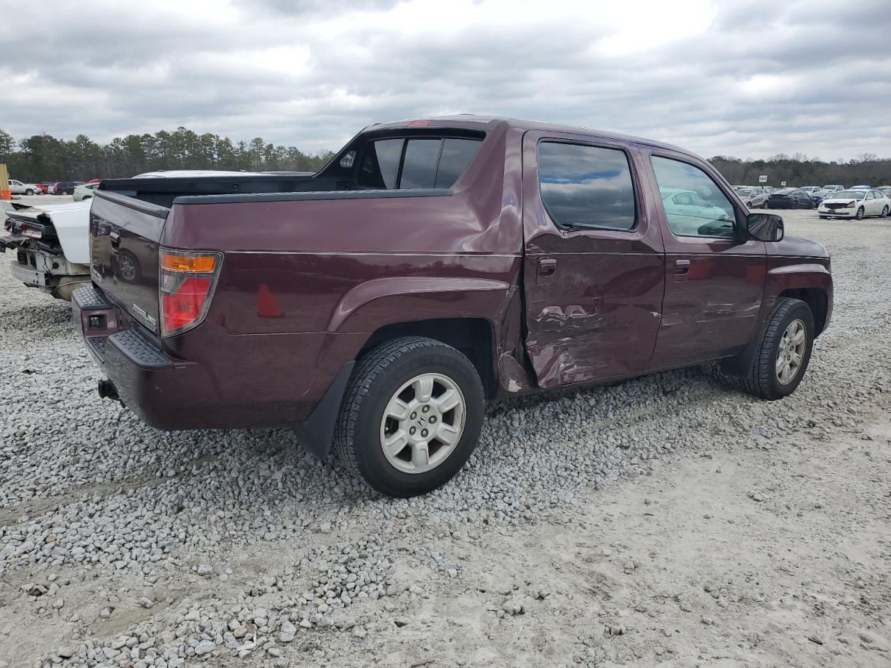 2007 Honda Ridgeline - Image 3