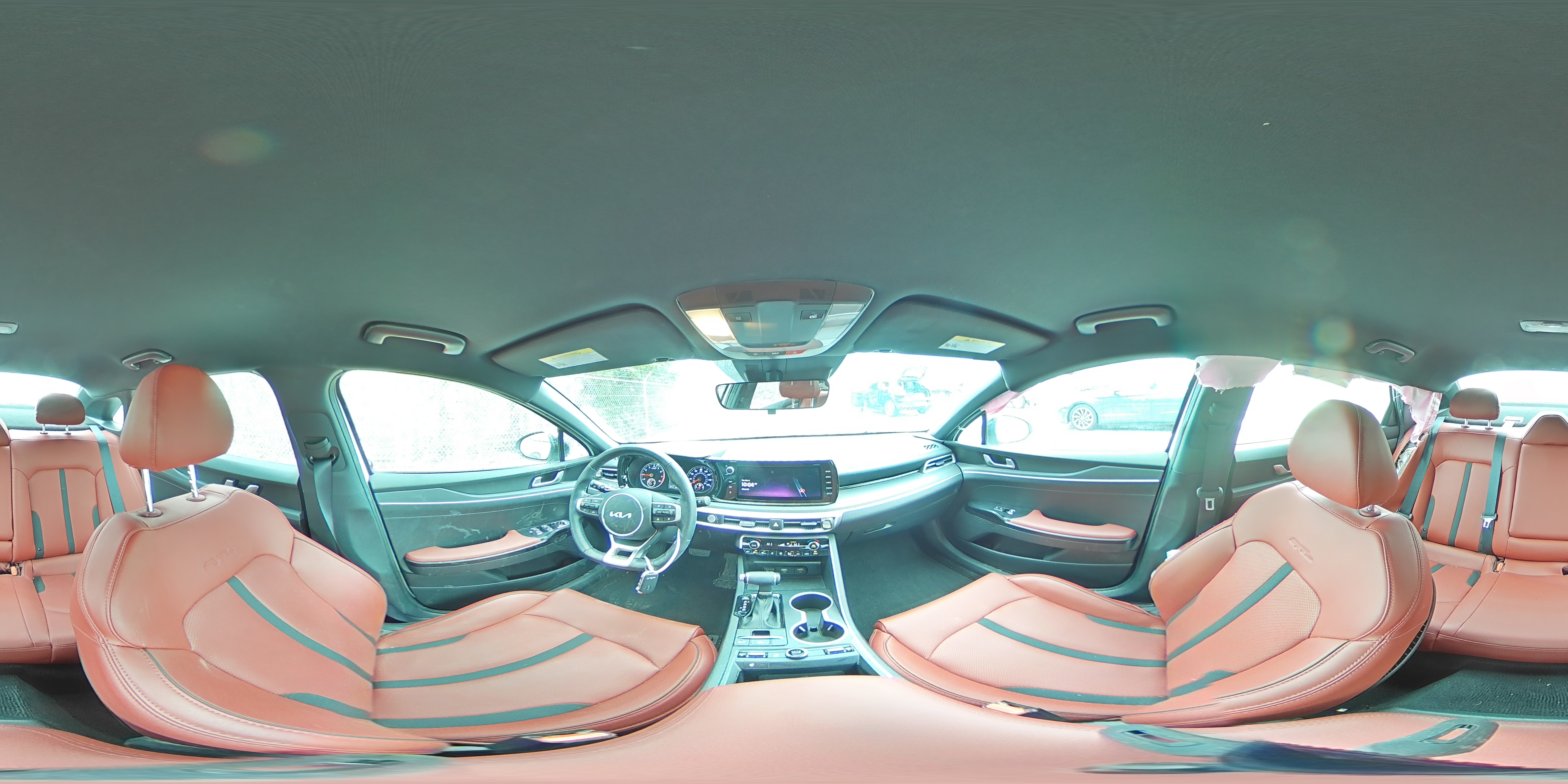 2024 Kia K5 - Image 13