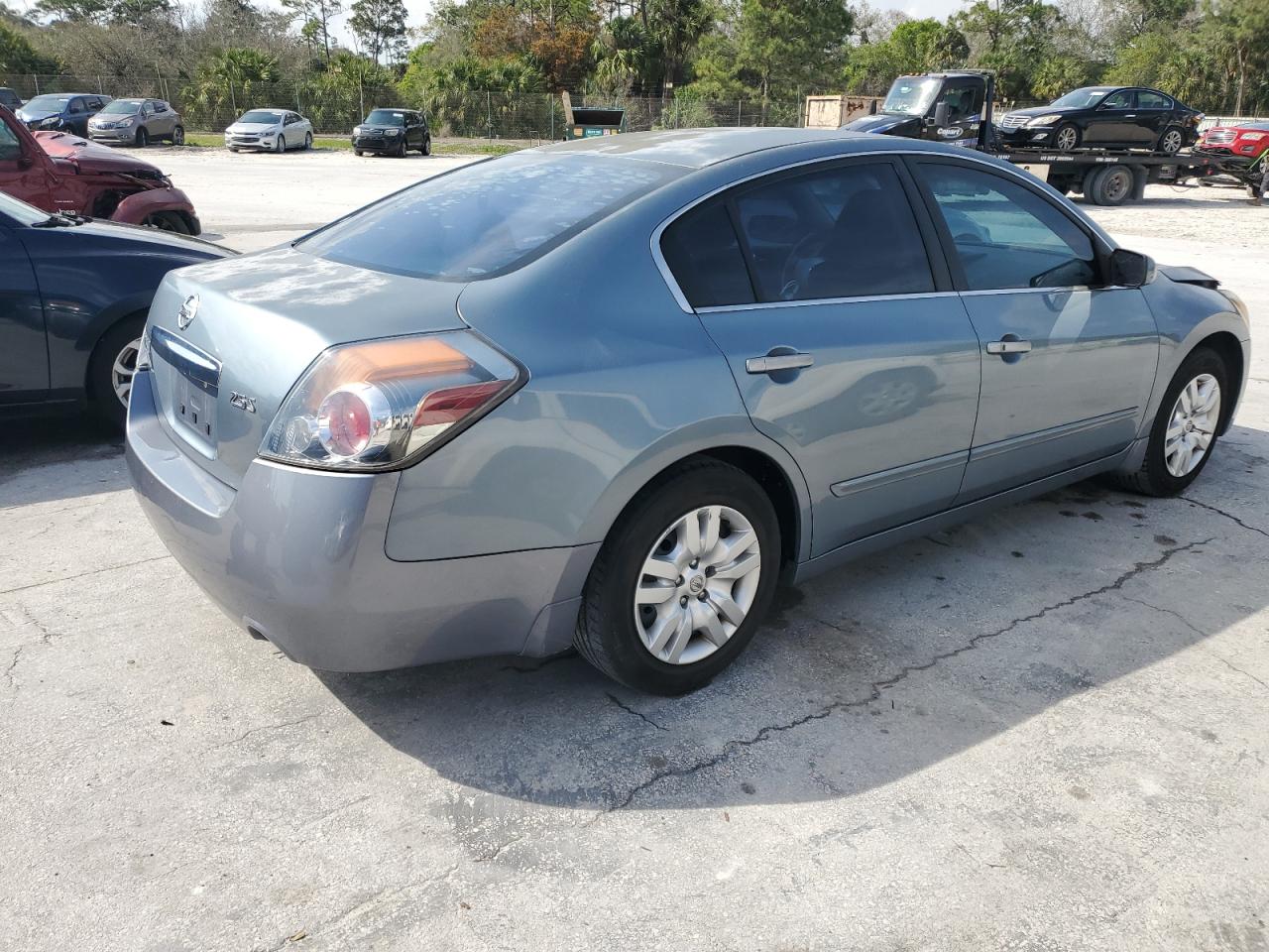 2012 Nissan Altima - Image 3