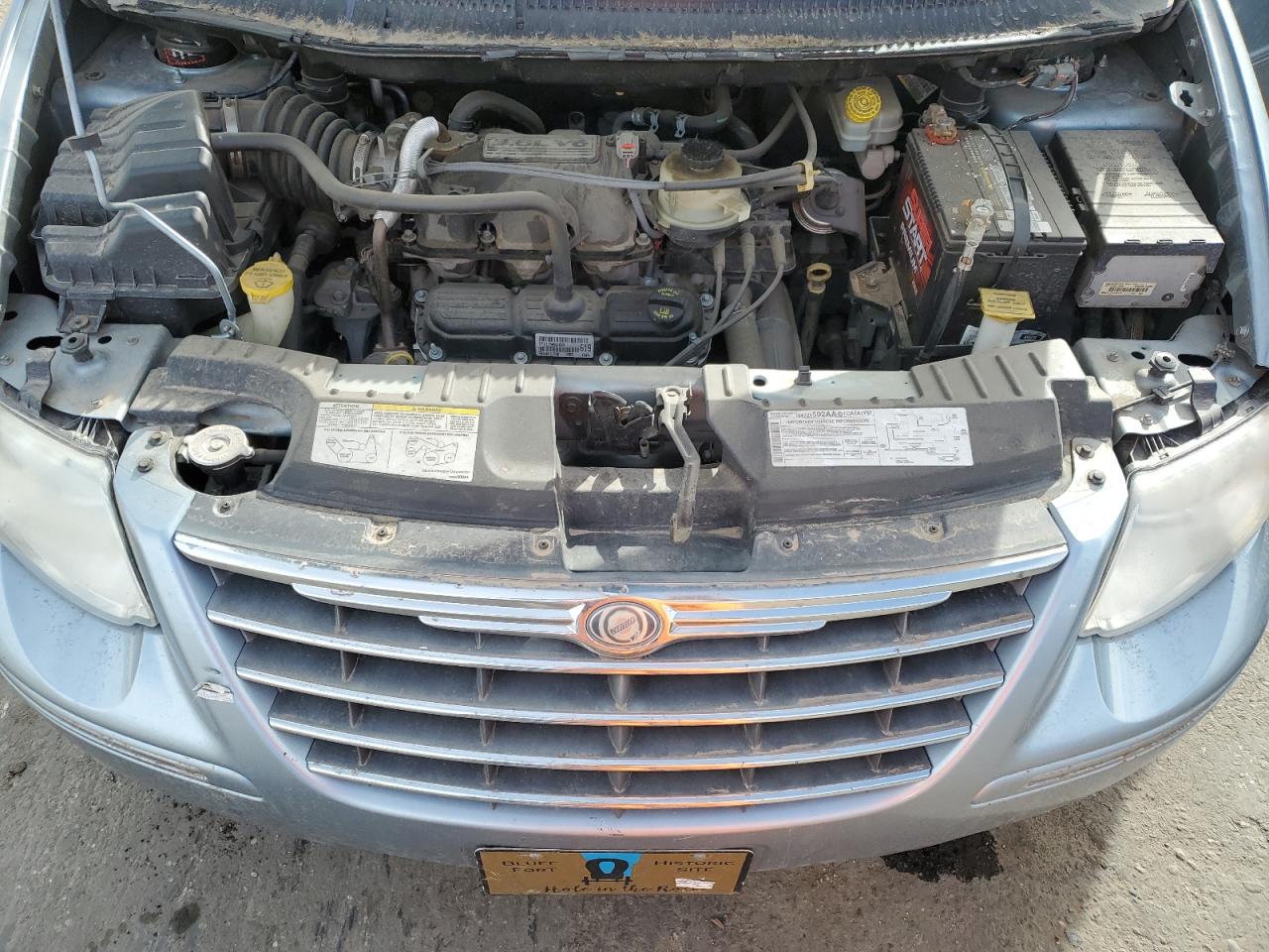 2006 Chrysler Town & Country - Image 12