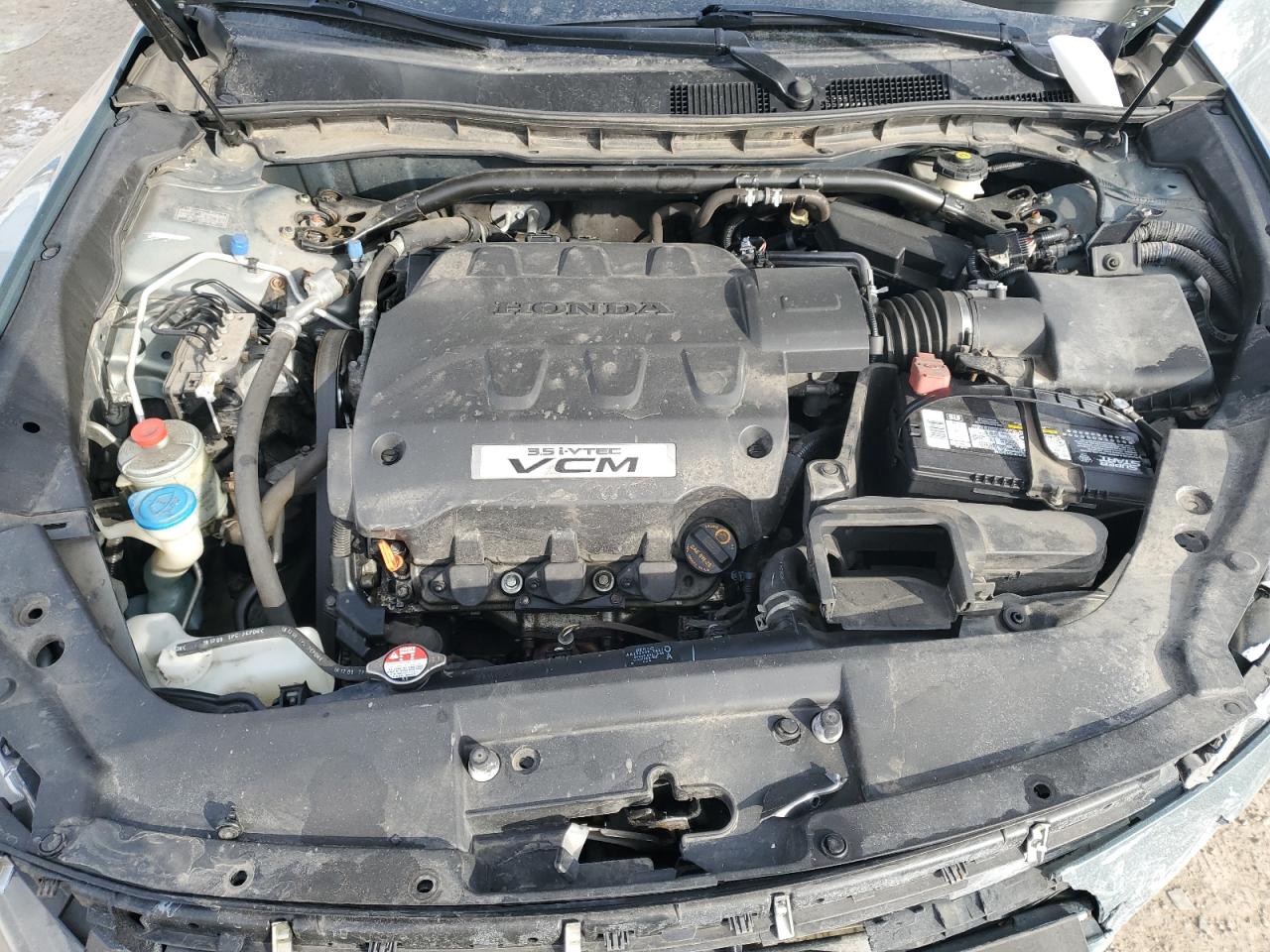 2010 Honda Accord - Image 13