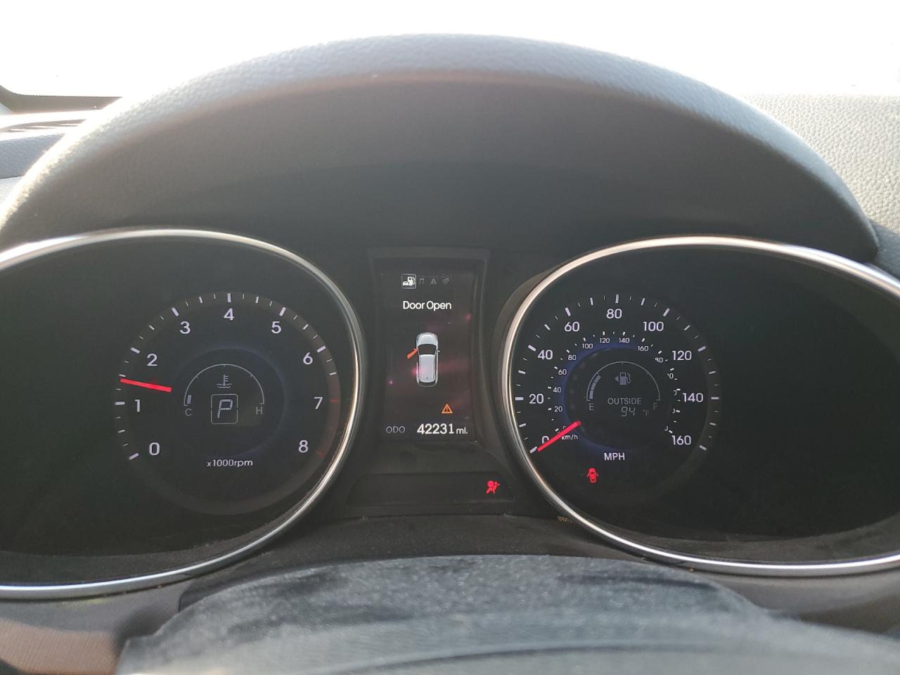 2013 Hyundai Santa Fe - Image 9