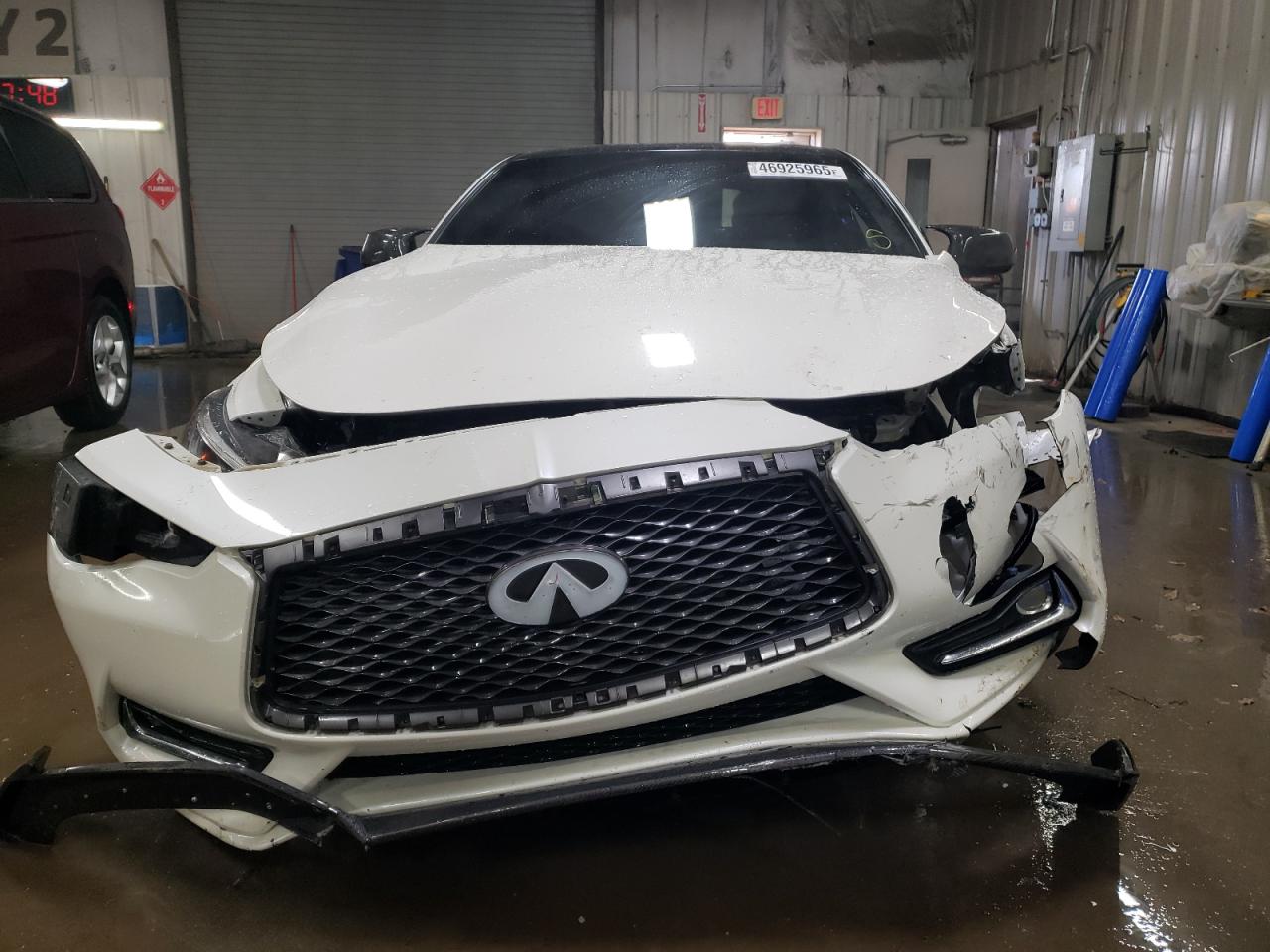2017 Infiniti Q60 - Image 5