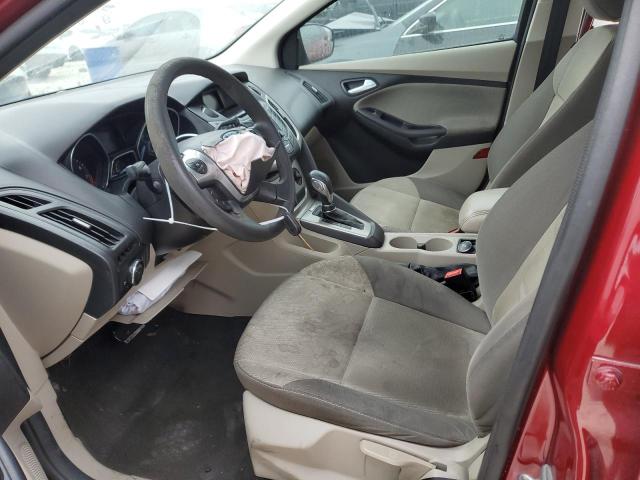 Sedans FORD FOCUS 2014 Czerwony