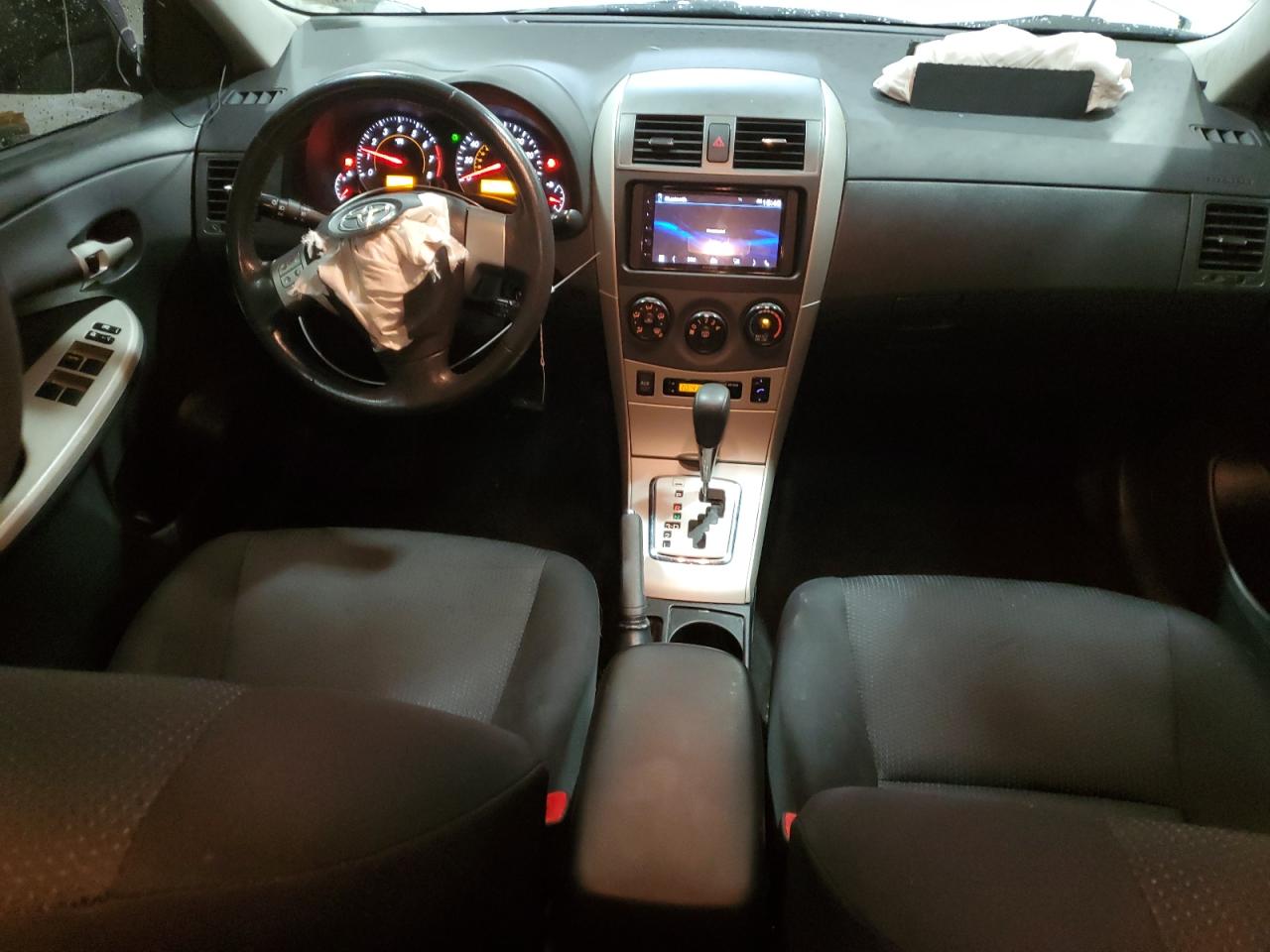 2010 Toyota Corolla - Image 8