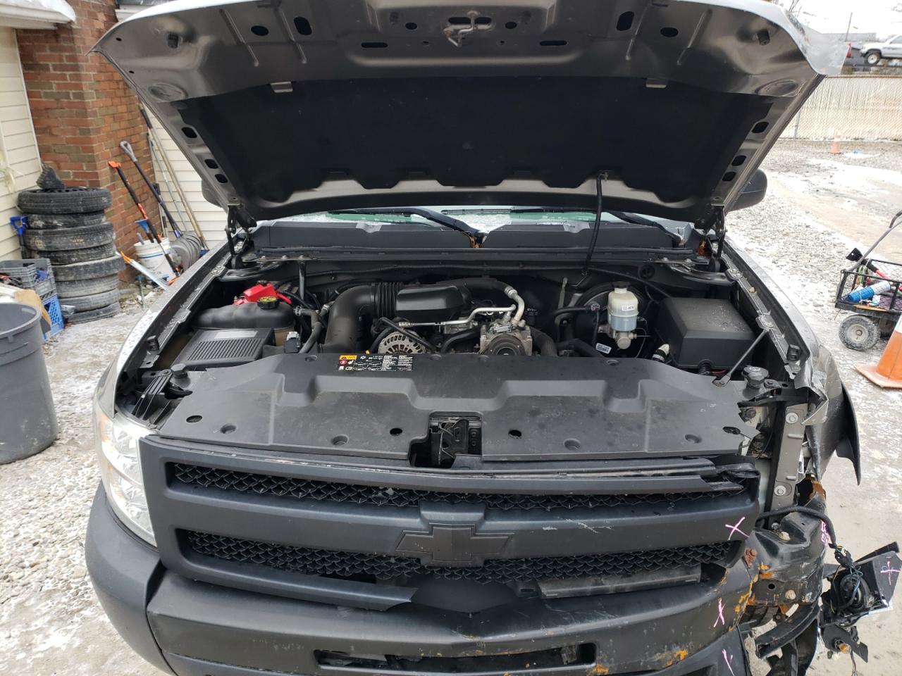 2013 Chevrolet Silverado - Image 12