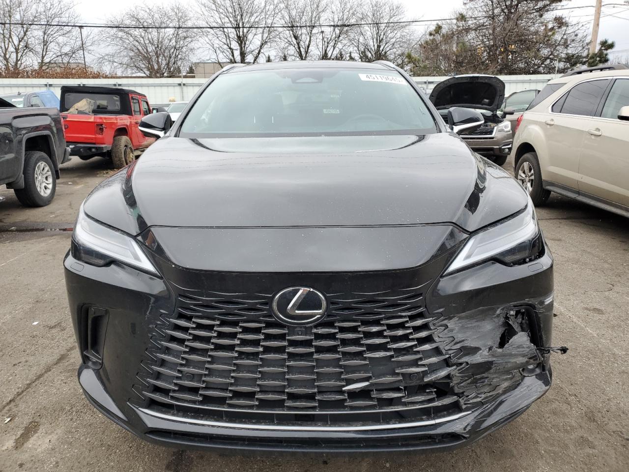2024 Lexus RX - Image 5