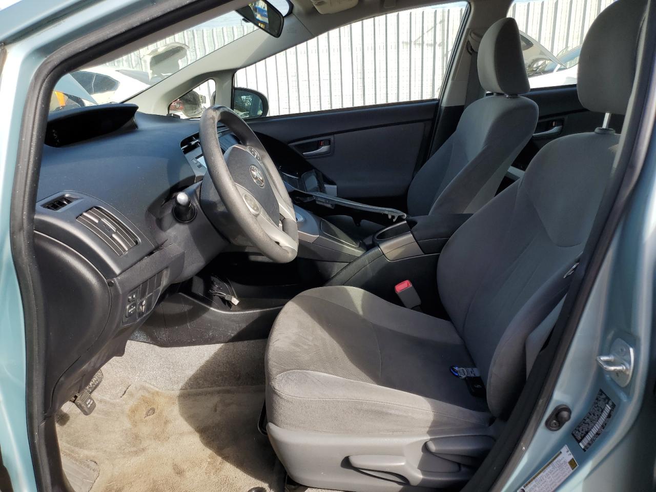 2013 Toyota Prius - Image 7