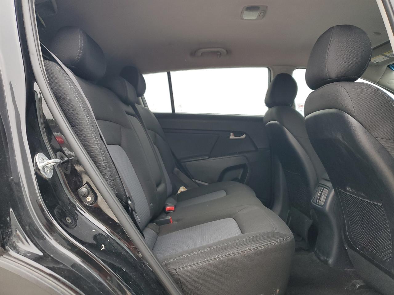 2016 Kia Sportage - Image 11