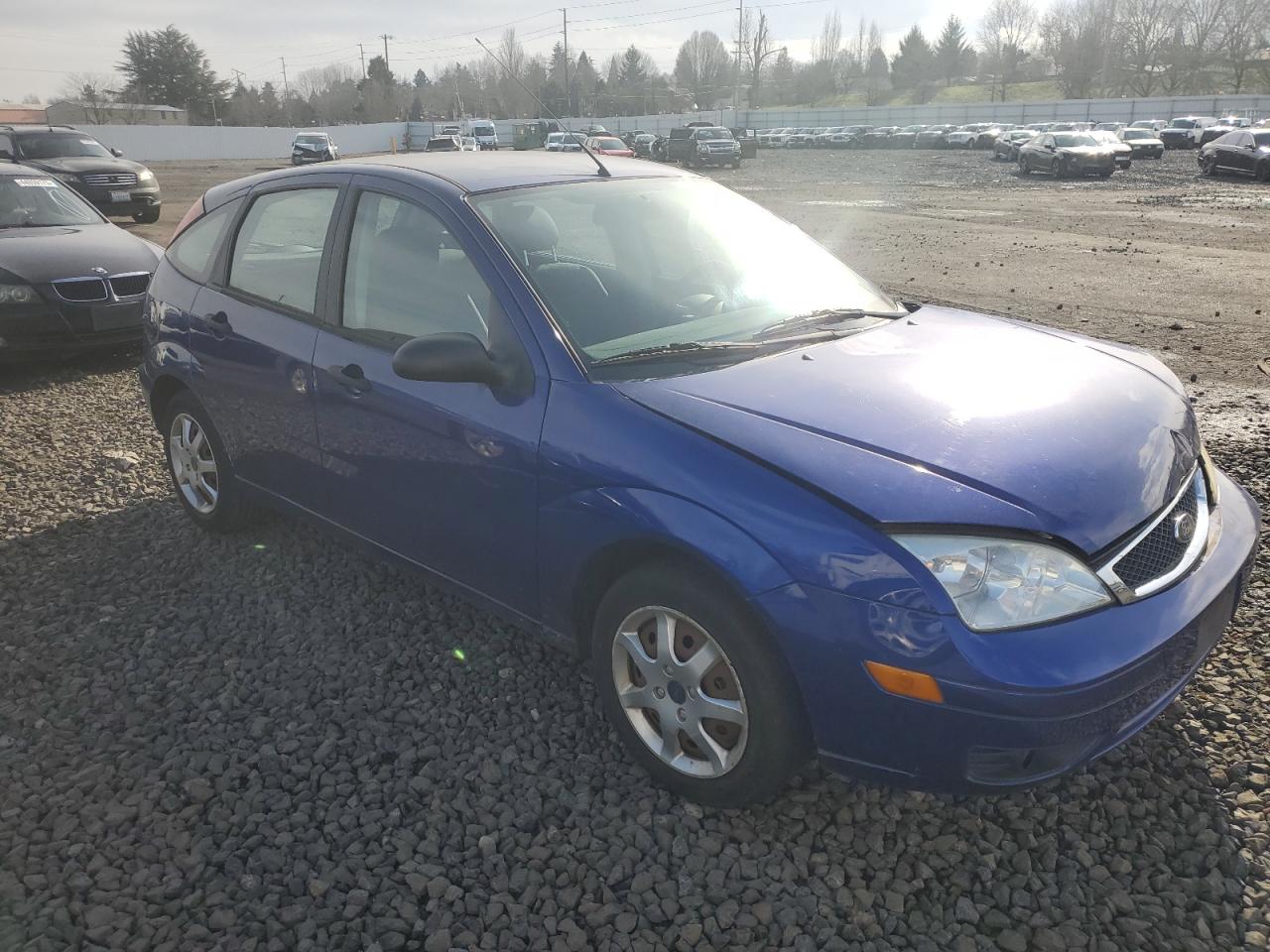 2005 Ford Focus - Image 4