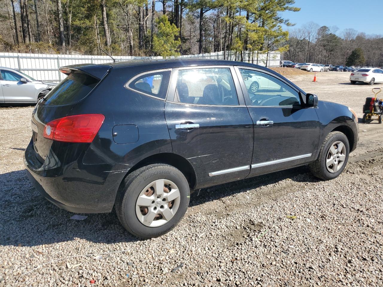 2012 Nissan Rogue - Image 3