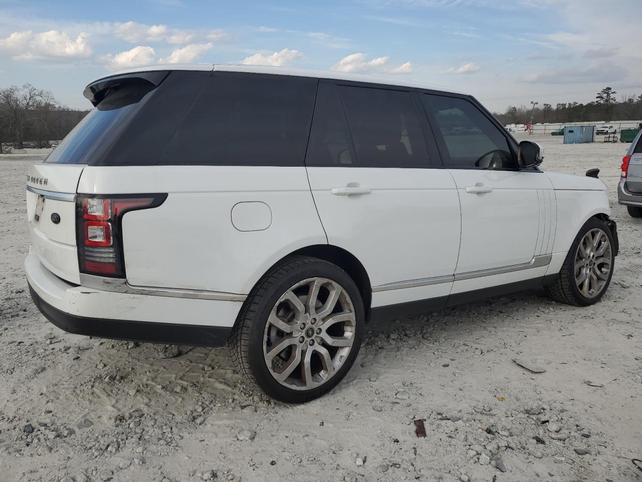 2014 Land Rover Range Rover - Image 3