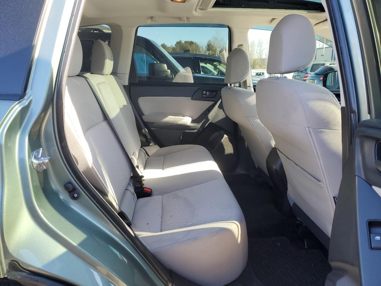 2015 Subaru Forester - Image 11