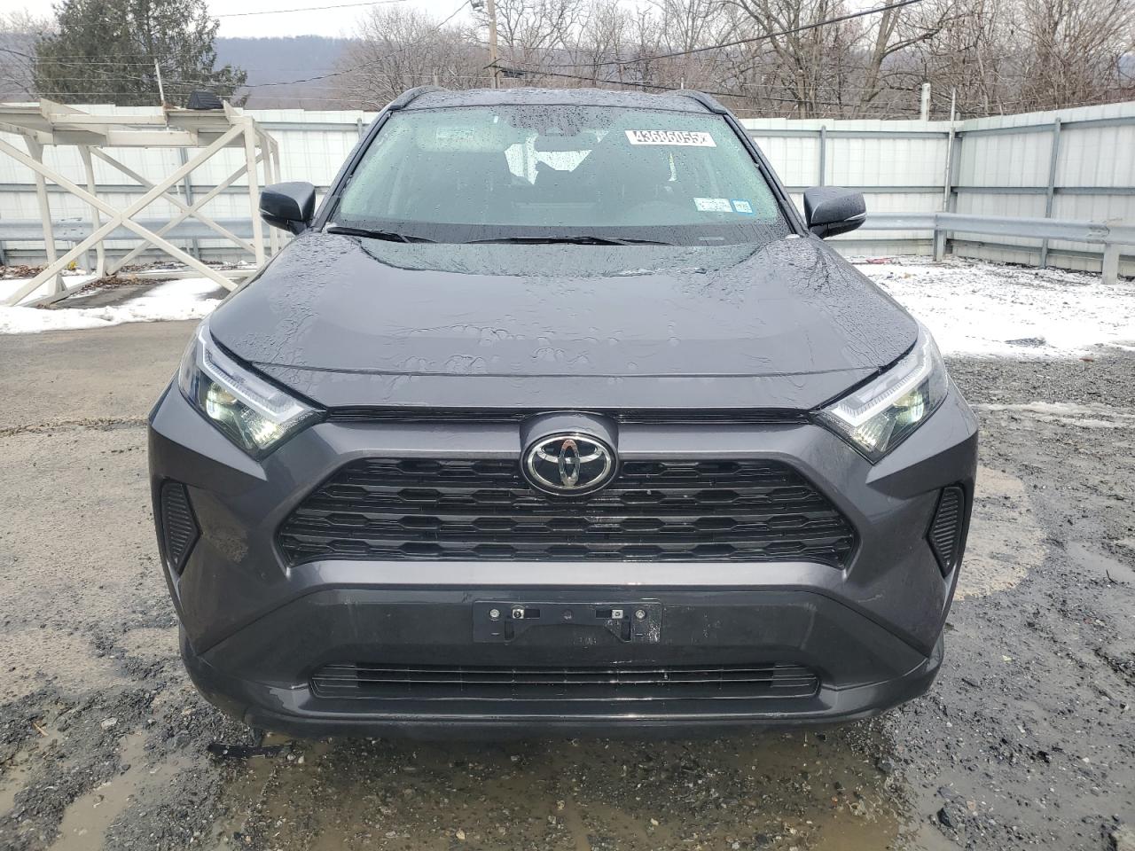 2024 Toyota RAV 4 - Image 5