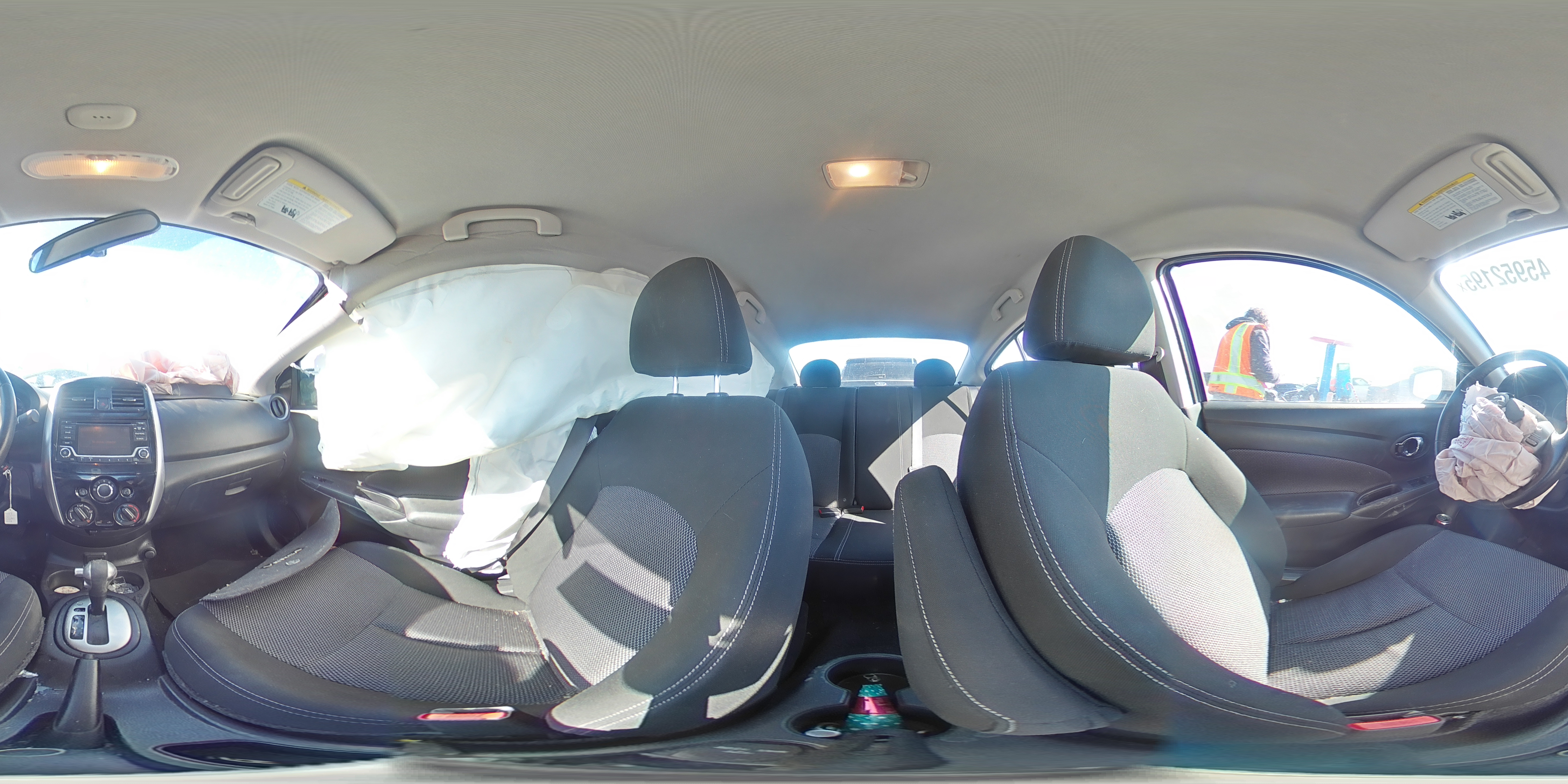 2017 Nissan Versa - Image 13