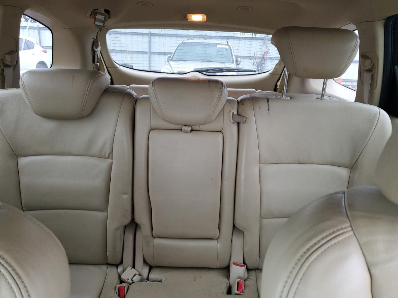 2008 Subaru Tribeca - Image 10