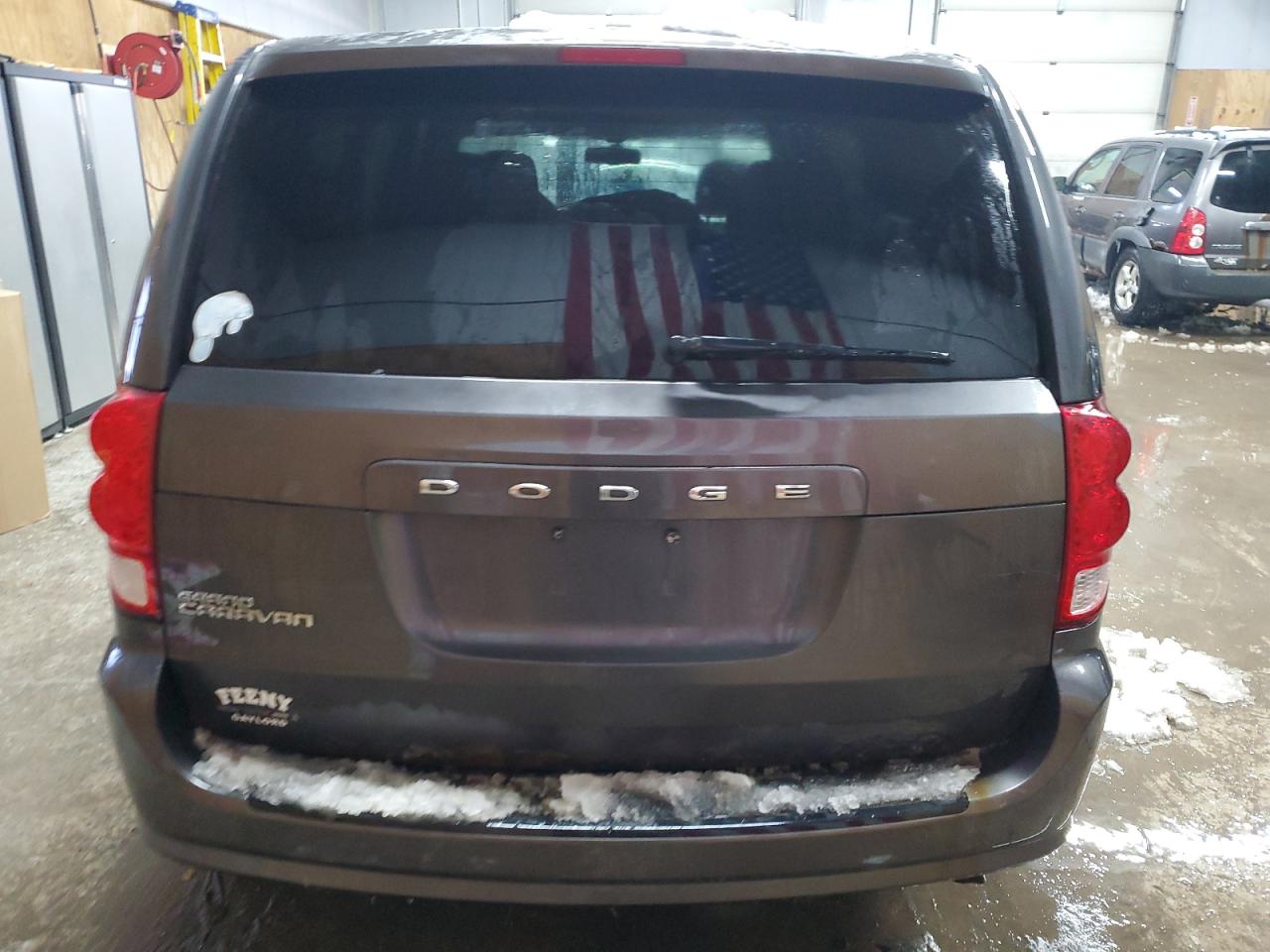 2014 Dodge Caravan - Image 6